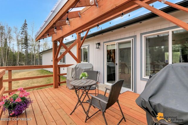 8760 W Dreamy Drive, Wasilla, AK 99623