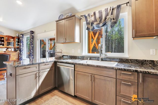 8760 W Dreamy Drive, Wasilla, AK 99623