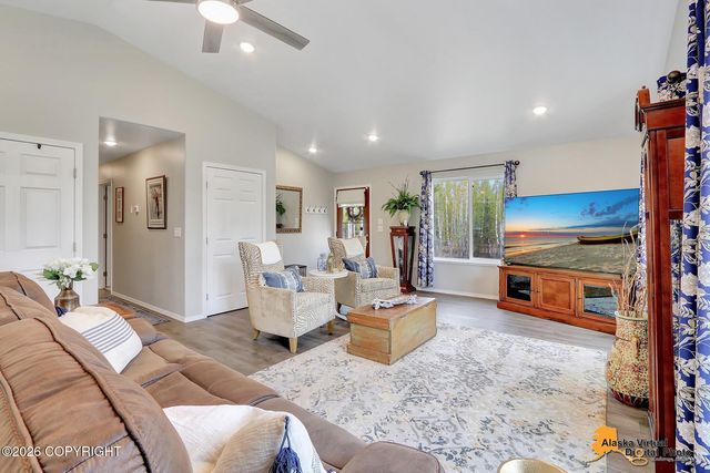8760 W Dreamy Drive, Wasilla, AK 99623