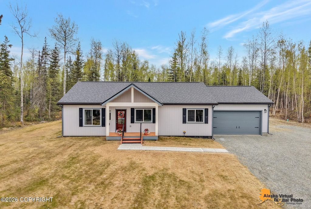 8760 W Dreamy Drive, Wasilla, AK 99623