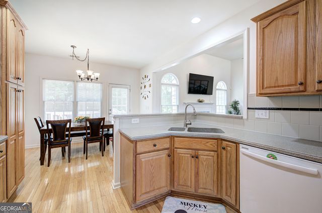 105 Arbor View Court, Woodstock, GA 30188