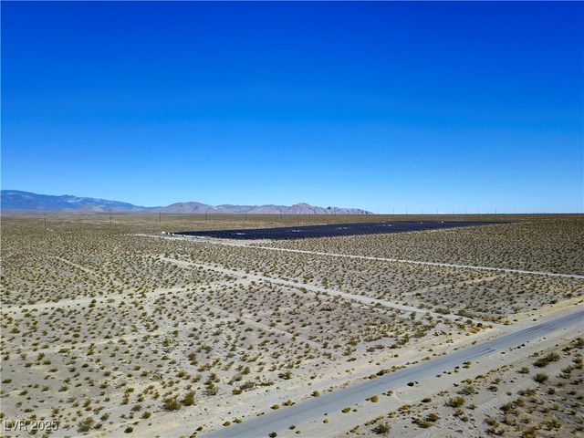 2180 East Simkins Road, Pahrump, NV 89060