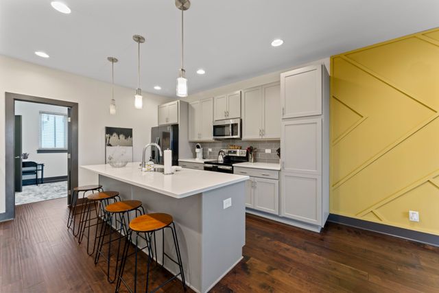 64 Fern Ave Unit 4, Nashville, TN 37207