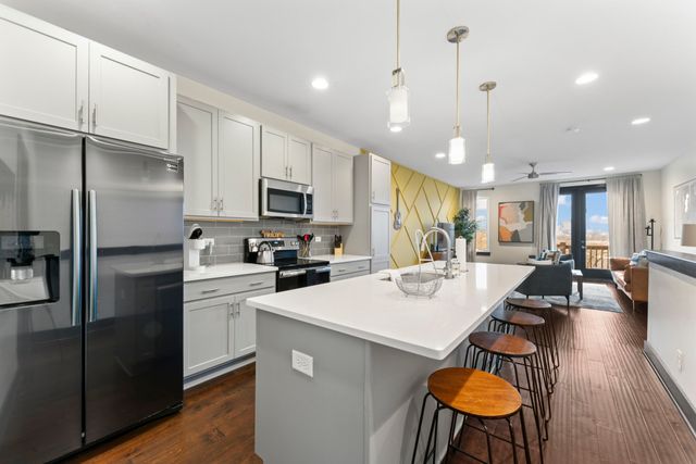 64 Fern Ave Unit 4, Nashville, TN 37207