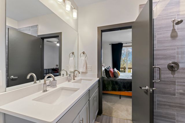 64 Fern Ave Unit 4, Nashville, TN 37207