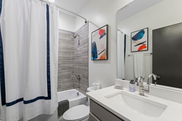 64 Fern Ave Unit 4, Nashville, TN 37207