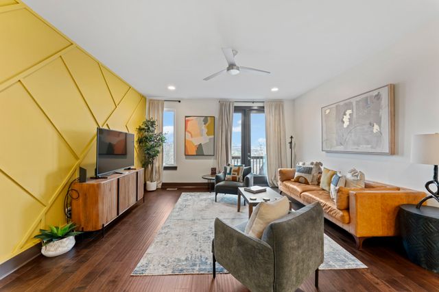 64 Fern Ave Unit 4, Nashville, TN 37207