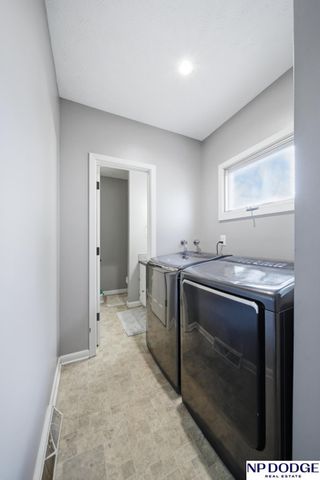 2049 Teakwood Drive, Fremont, NE 68025