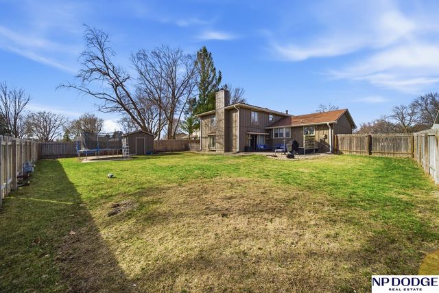 2049 Teakwood Drive, Fremont, NE 68025