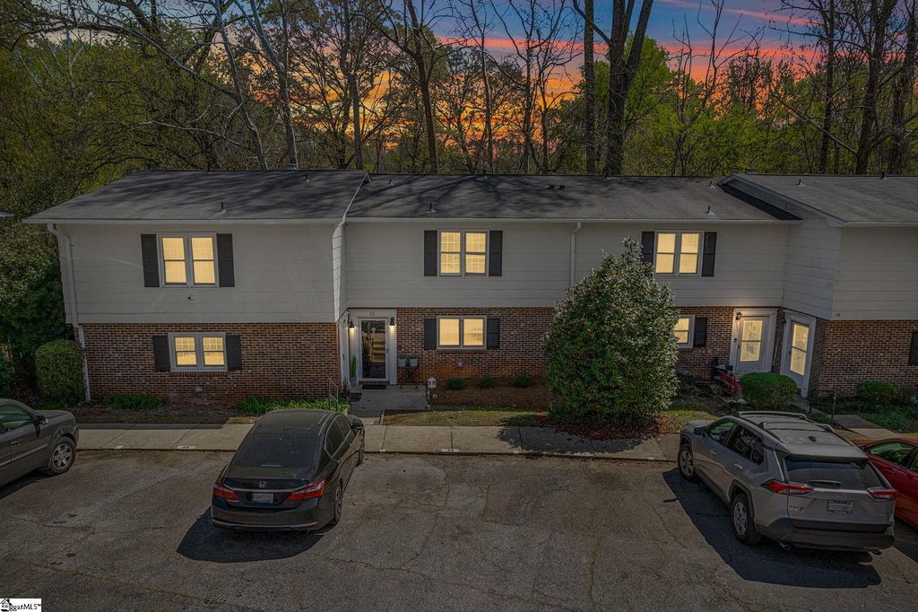 51 Summercreek Drive, Spartanburg, SC 29307