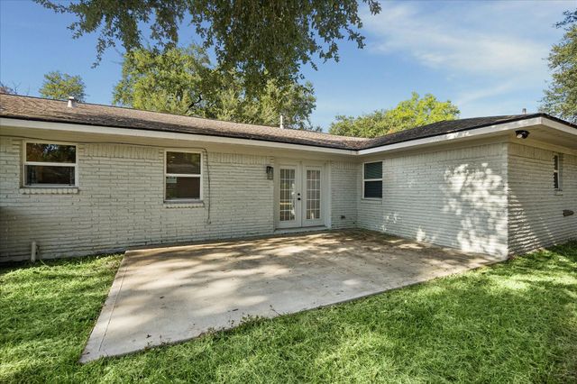 4725 Spellman Road, Houston, TX 77035