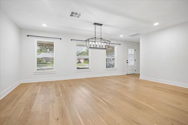 4725 Spellman Road, Houston, TX 77035