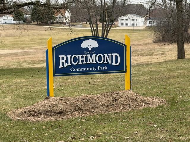 W8690 Lake ROAD, Delavan, WI 53115