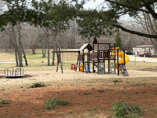 W8690 Lake ROAD, Delavan, WI 53115