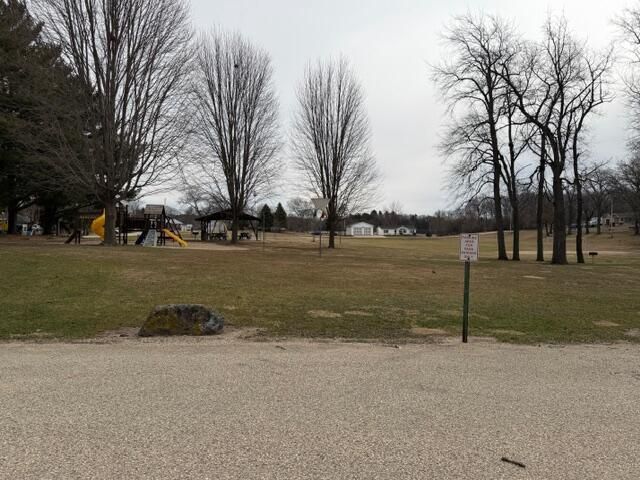 W8690 Lake ROAD, Delavan, WI 53115