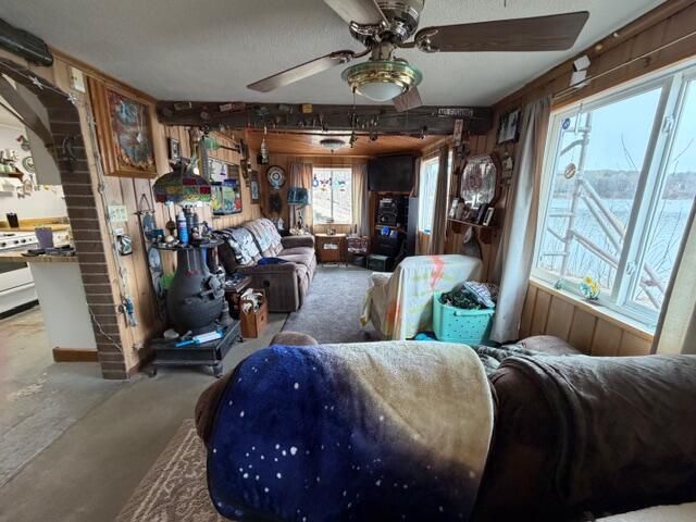 W8690 Lake ROAD, Delavan, WI 53115