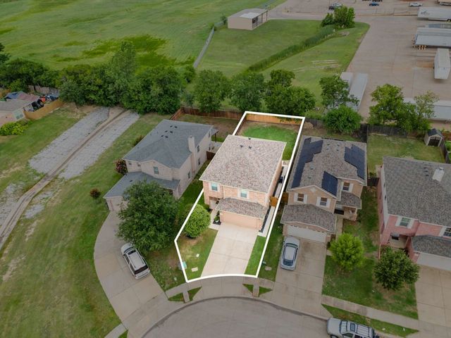 6005 Mountain Robin Court, Fort Worth, TX 76244