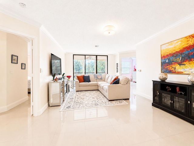 4300 NW 30th Street 247, Coconut Creek, FL 33066