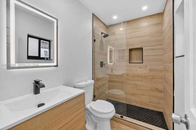 2460 NW 67 ct, Fort Lauderdale, FL 33309