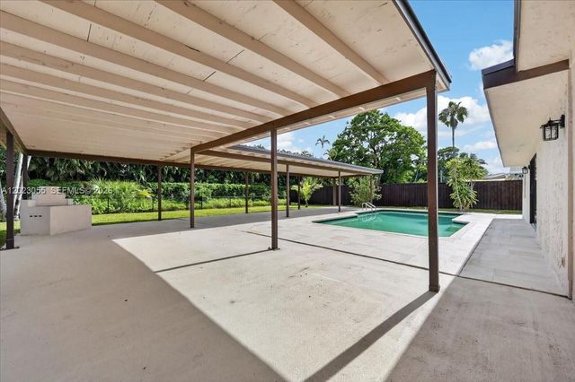 2460 NW 67 ct, Fort Lauderdale, FL 33309