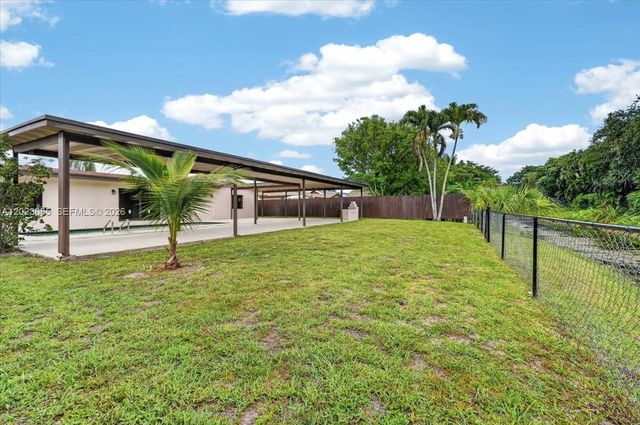 2460 NW 67 ct, Fort Lauderdale, FL 33309
