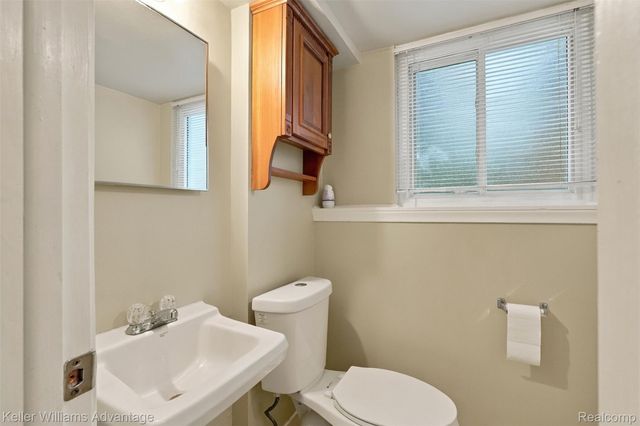 39694 Birchwood Drive, Plymouth Charter Township, MI 48170