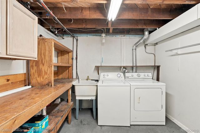39694 Birchwood Drive, Plymouth Charter Township, MI 48170