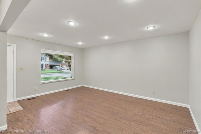 39694 Birchwood Drive, Plymouth Charter Township, MI 48170
