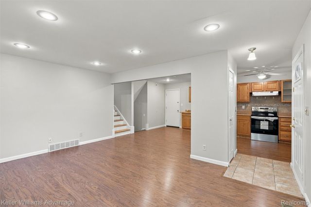 39694 Birchwood Drive, Plymouth Charter Township, MI 48170