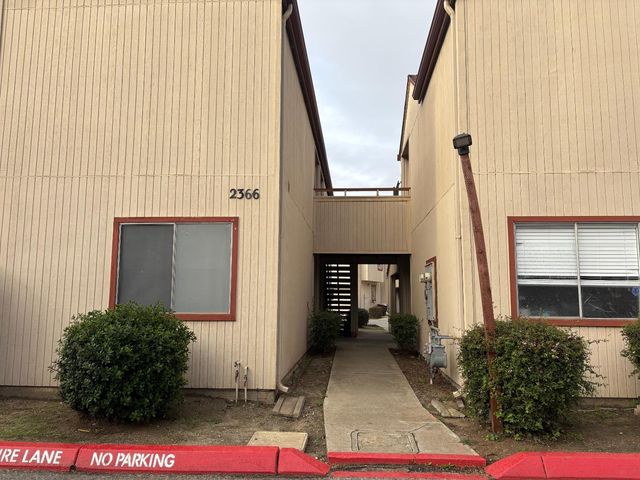 2366 N Main Street 8, Salinas, CA 93906