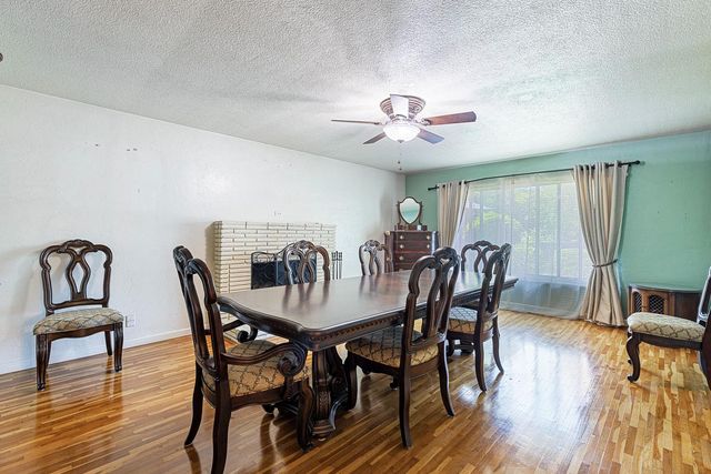 3458 E Lansing Way, Fresno, CA 93726
