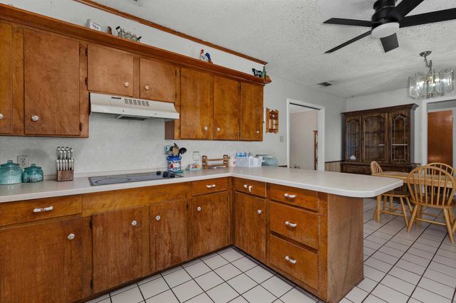 1818 US HWY 79, Carthage, TX 75633