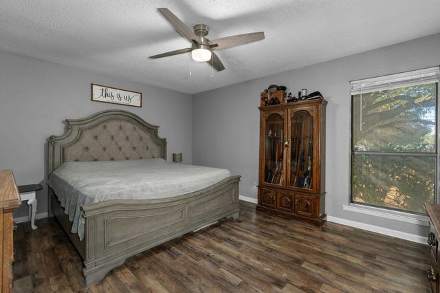 1818 US HWY 79, Carthage, TX 75633