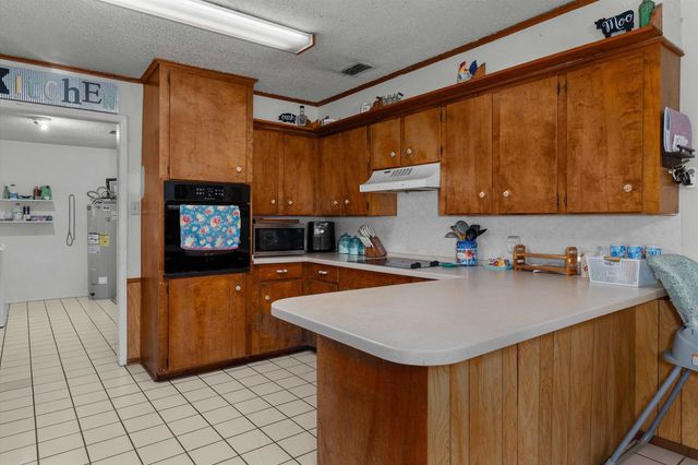 1818 US HWY 79, Carthage, TX 75633