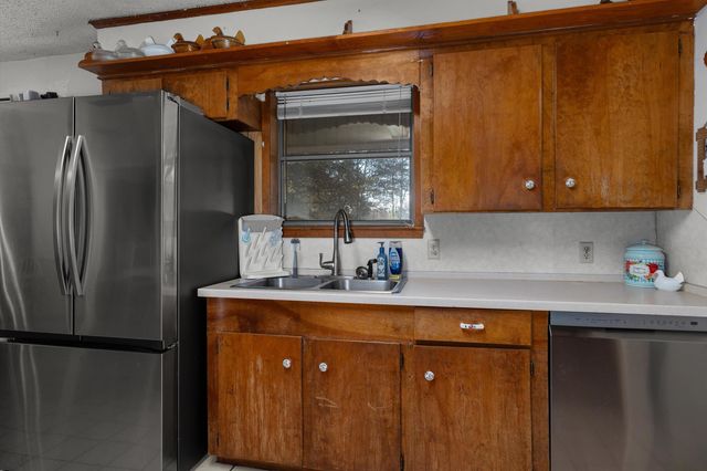 1818 US HWY 79, Carthage, TX 75633