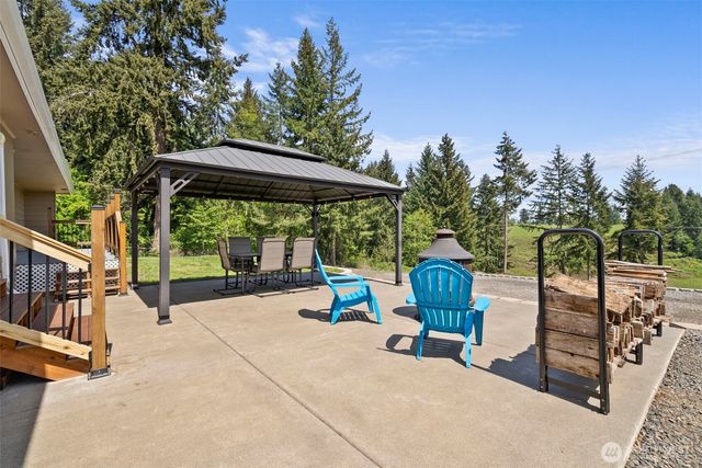 246 Kennicott Road, Chehalis, WA 98532