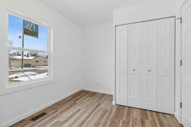 525 Everette Avenue, Romeoville, IL 60446