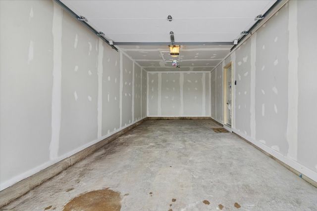 525 Everette Avenue, Romeoville, IL 60446