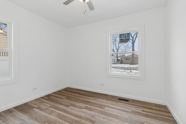 525 Everette Avenue, Romeoville, IL 60446