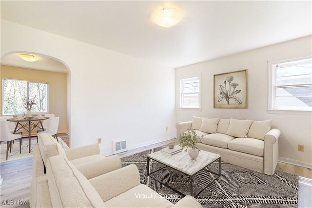 285 Beechwood Boulevard, Wintersville, OH 43953