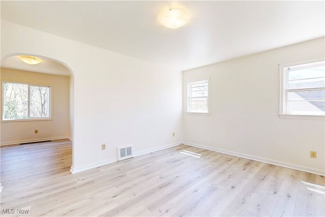 285 Beechwood Boulevard, Wintersville, OH 43953