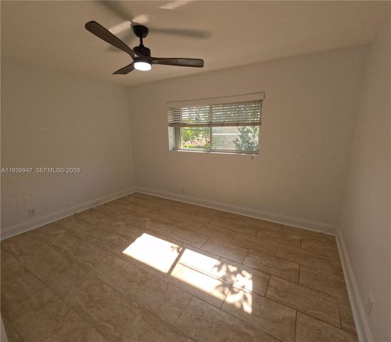 1423 Holly Heights Dr 15, Fort Lauderdale, FL 33304