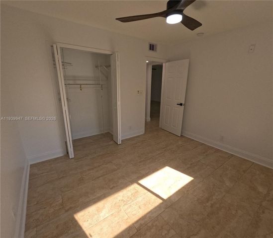 1423 Holly Heights Dr 15, Fort Lauderdale, FL 33304