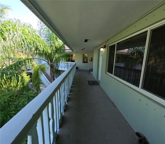 1423 Holly Heights Dr 15, Fort Lauderdale, FL 33304