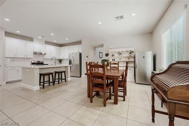 7931 Dell Ridge Avenue, Las Vegas, NV 89179