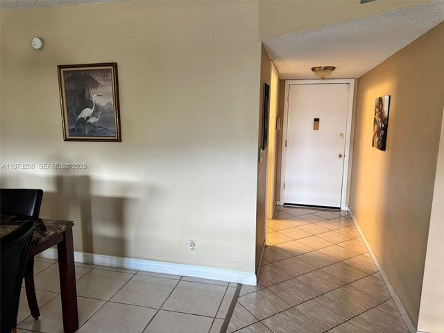 2061 NW 47th Terrace 407, Lauderhill, FL 33313