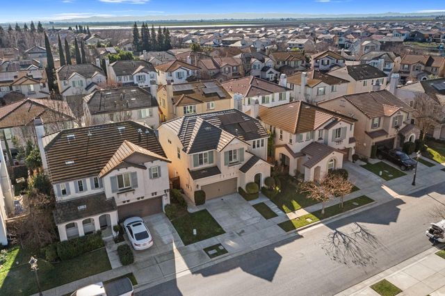 5916 Pebblestone Way, Stockton, CA 95219