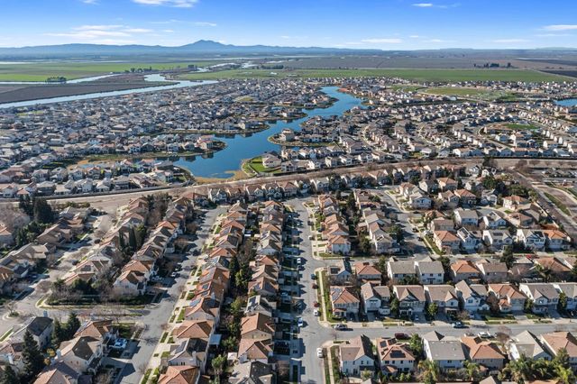 5916 Pebblestone Way, Stockton, CA 95219