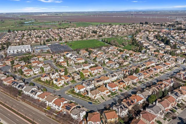 5916 Pebblestone Way, Stockton, CA 95219