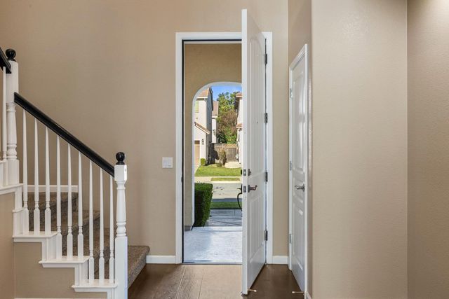 5916 Pebblestone Way, Stockton, CA 95219